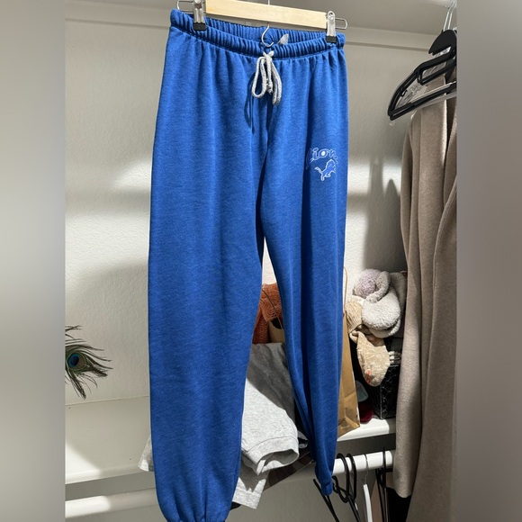Detroit Lions Sweatpants - Picture 4 of 4